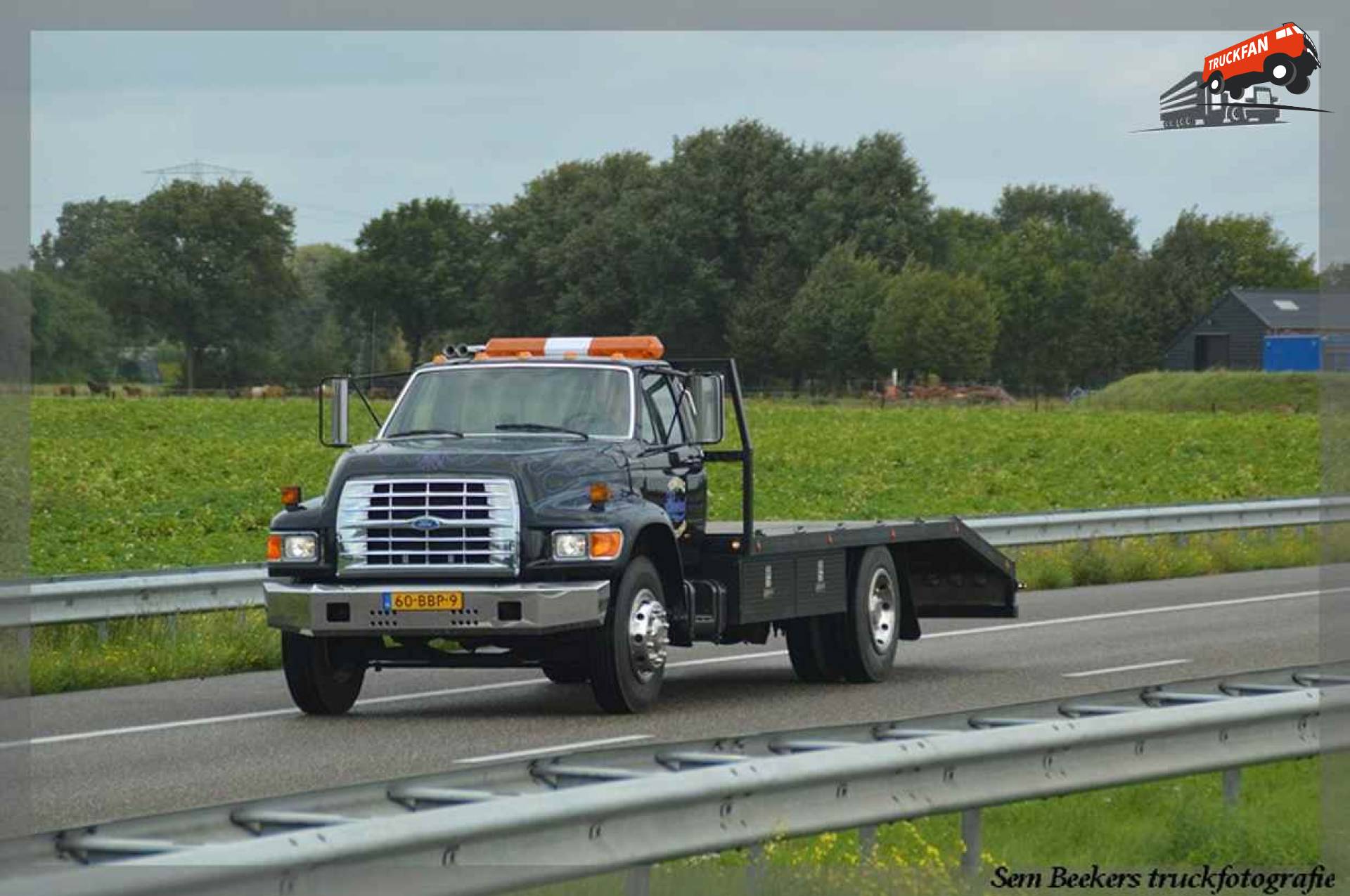 Ford F800