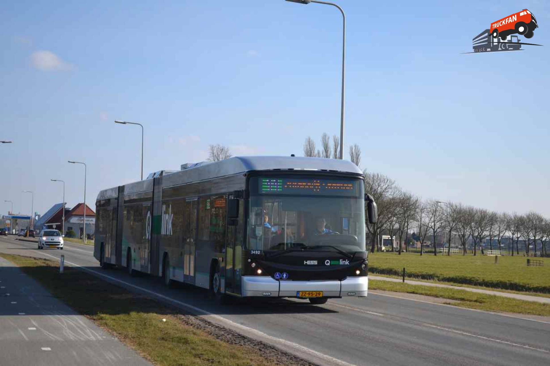 Hess bus