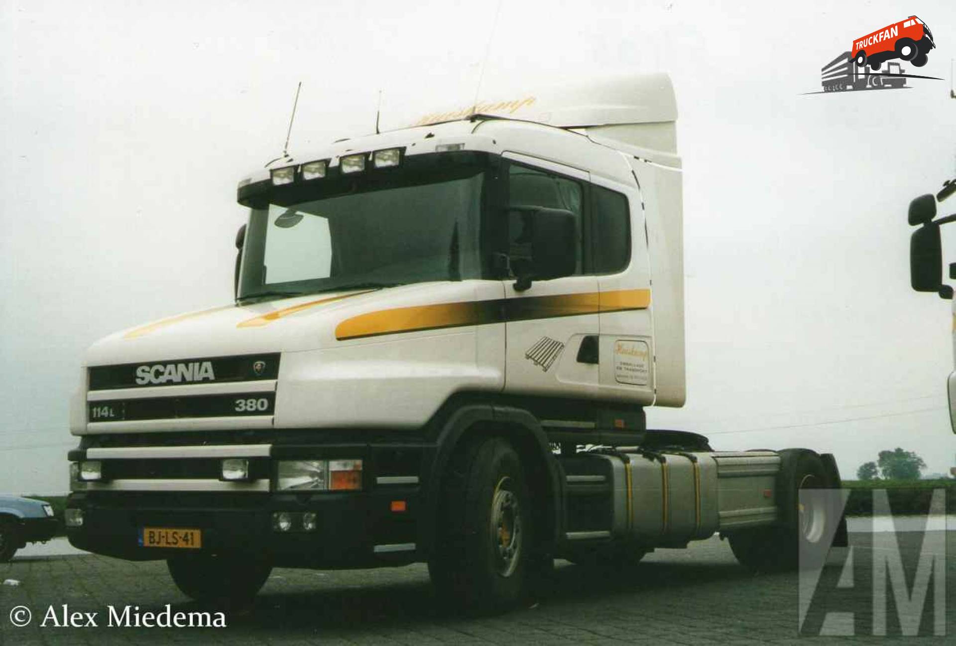 Scania T114