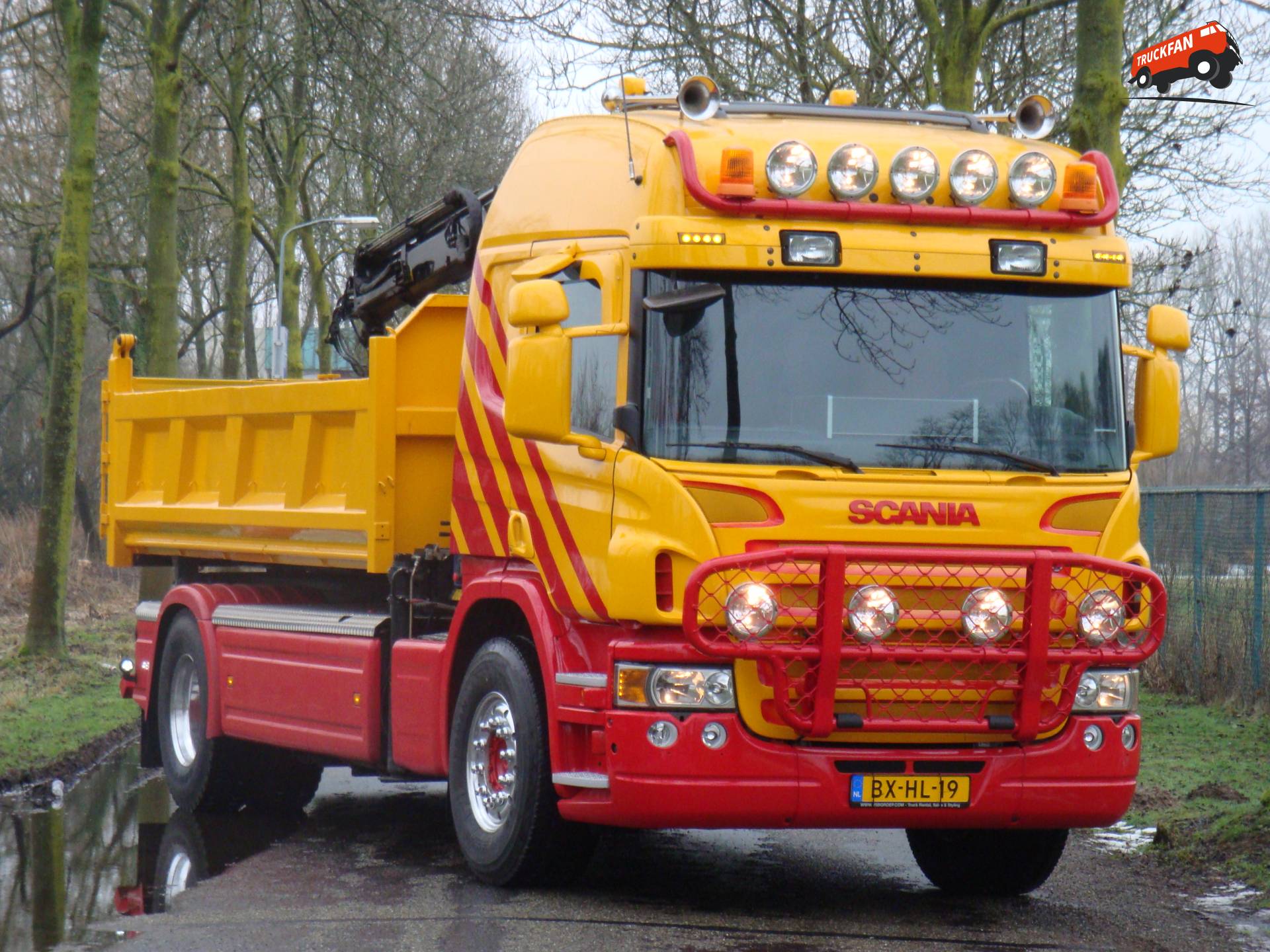Scania P280
