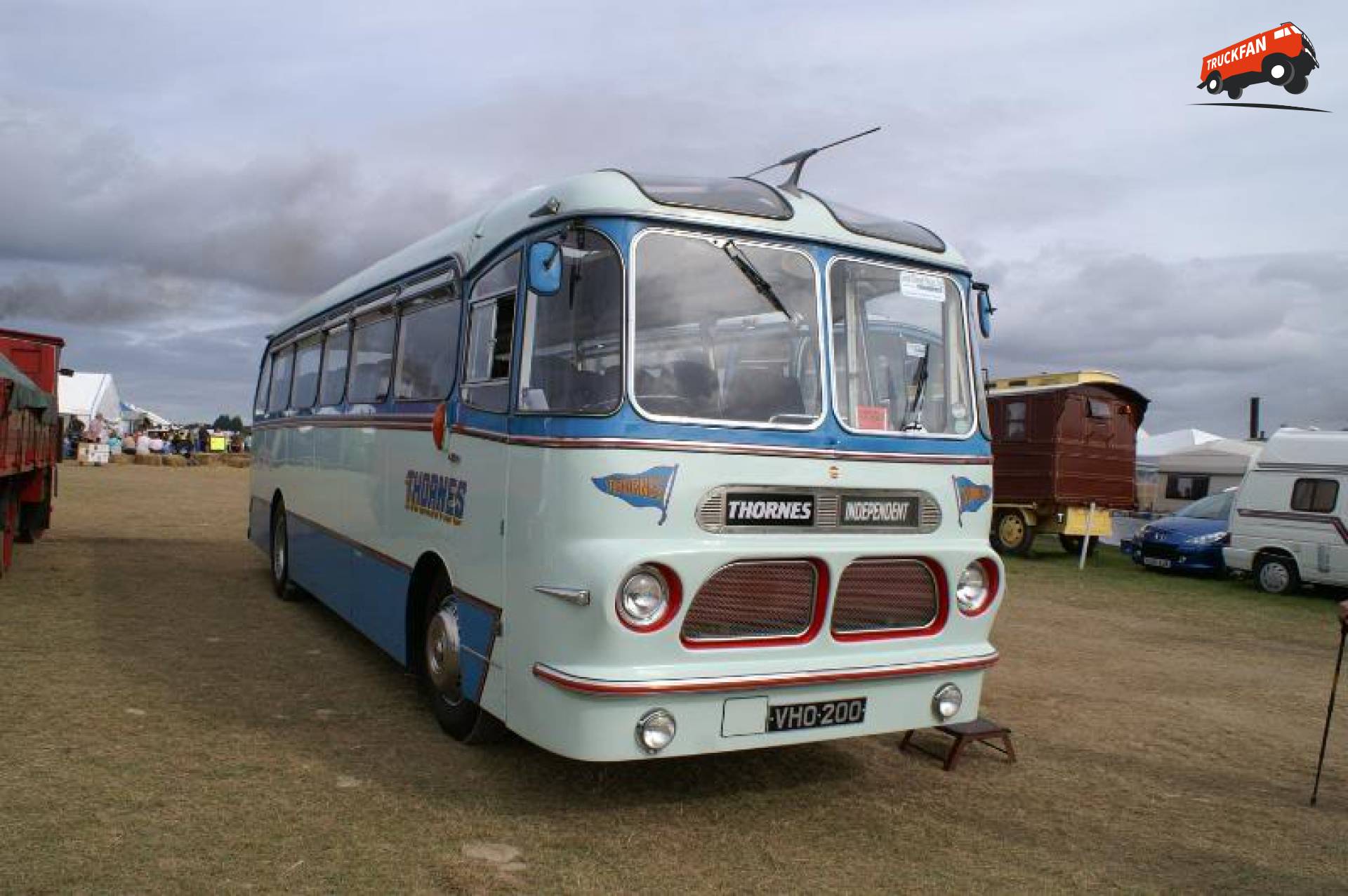Seddon bus