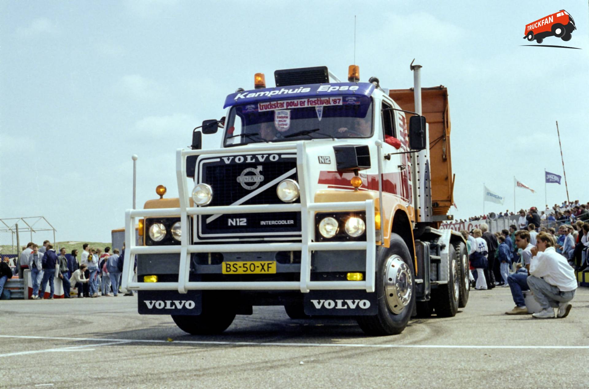 Volvo N12