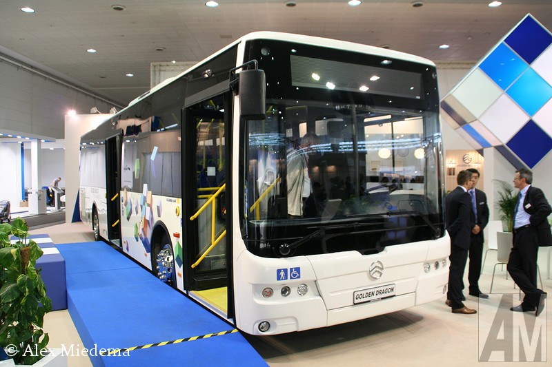 Golden Dragon bus