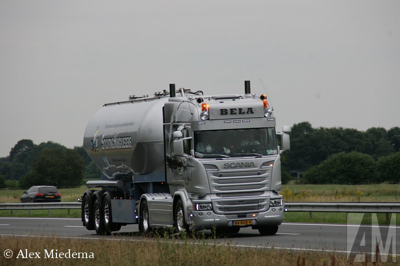 Scania R520